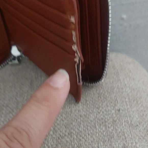 SIIHENRRY - Picture 5 of 6